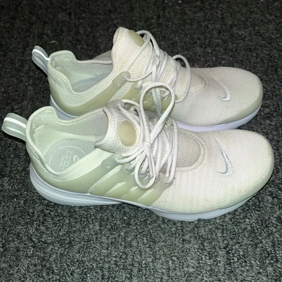 Nike air presto womens 2018 hotsell